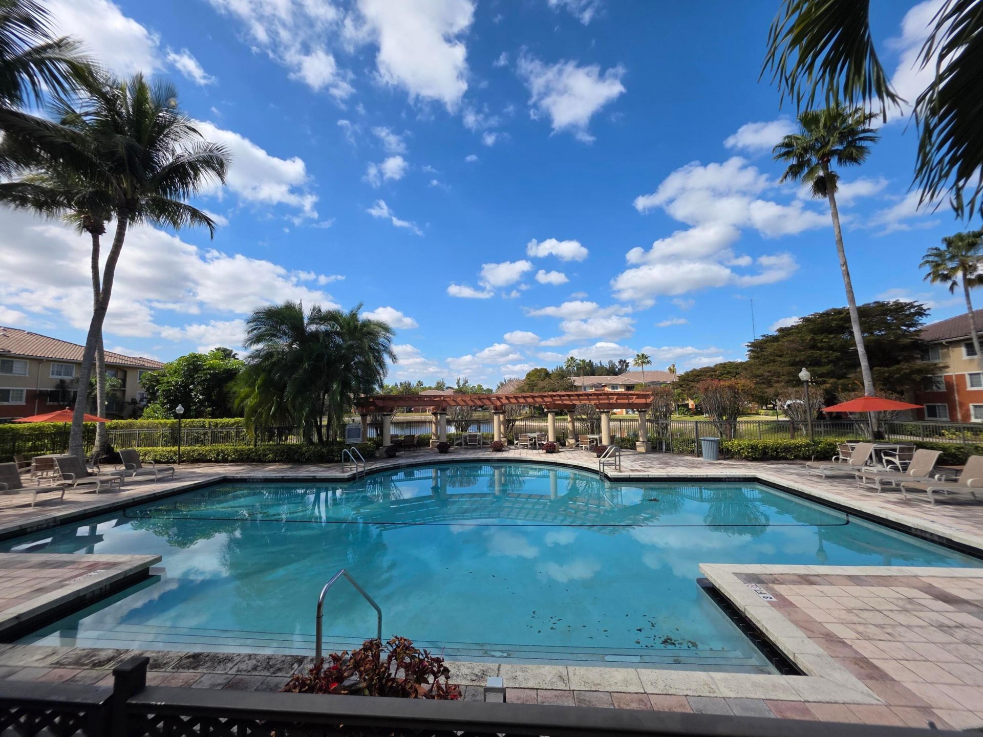 4175 N Haverhill Road, Unit 907, West Palm Beach, FL 33417 Photo