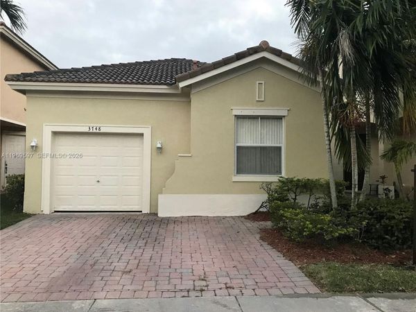 3748 NE 9th Ct , Homestead, FL 33033