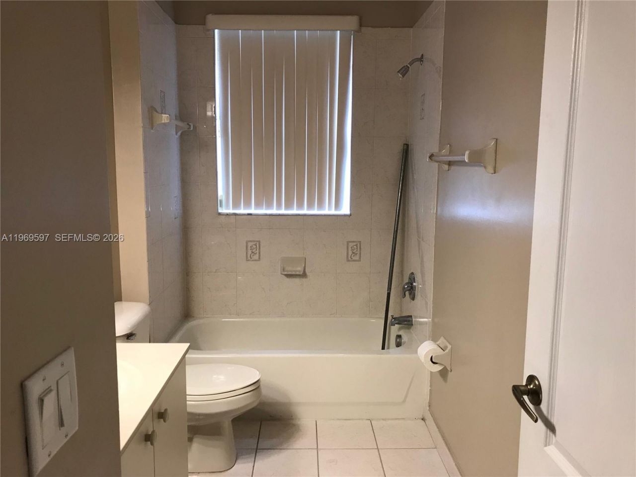 3748 NE 9th Ct , Homestead, FL 33033 Photo