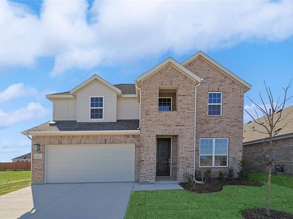 812 Alderwood Drive, Red Oak, TX 75154