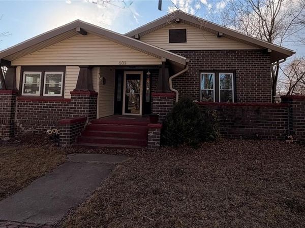 601 N Woodland Street, Pittsburg, KS 66762