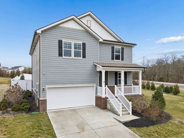 100 Millbrook Dr, Spring Hill, TN 37174