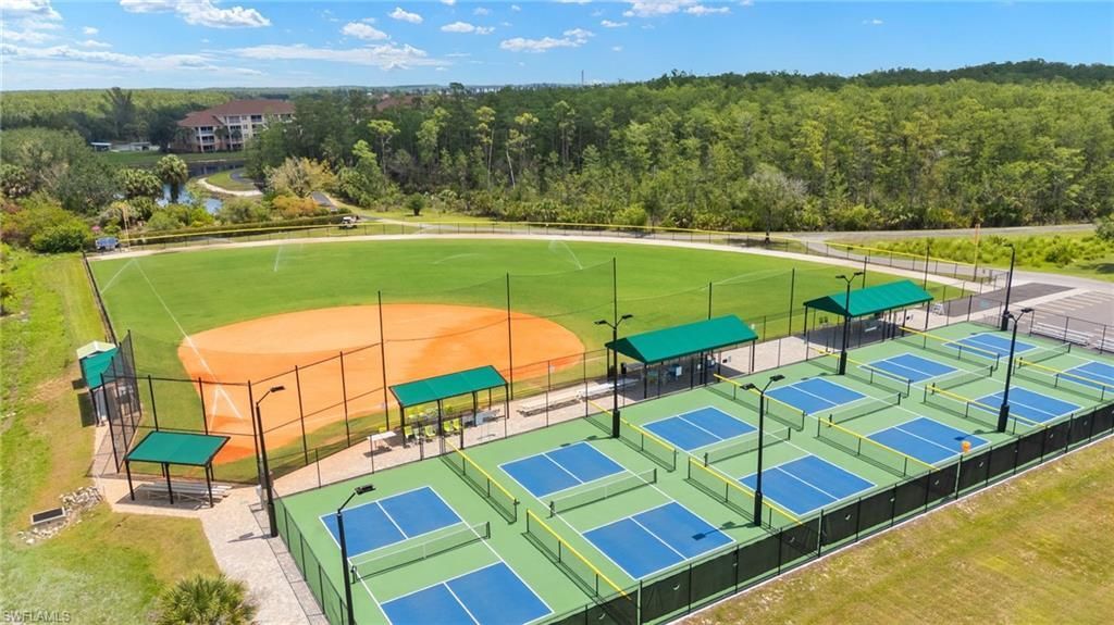 9356 Trieste Dr, Fort Myers, FL 33913 Photo