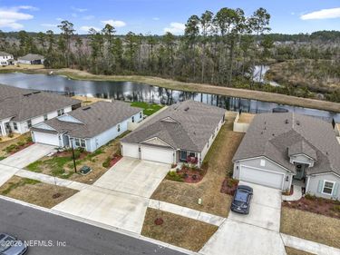 65849 EDGEWATER Drive, Yulee, FL 32097