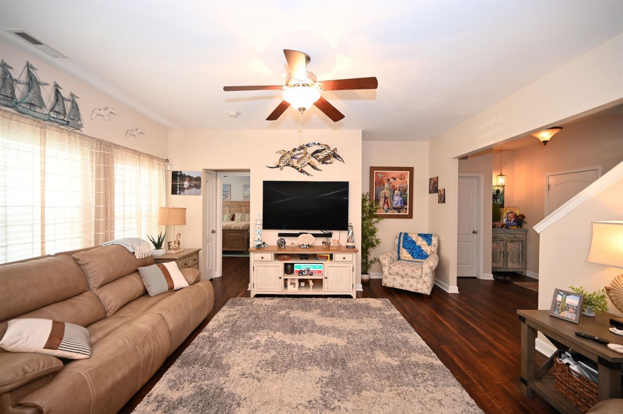 199 Palmetto Green Dr. Photo 4