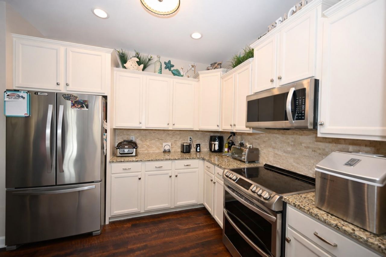 199 Palmetto Green Dr. Photo 9