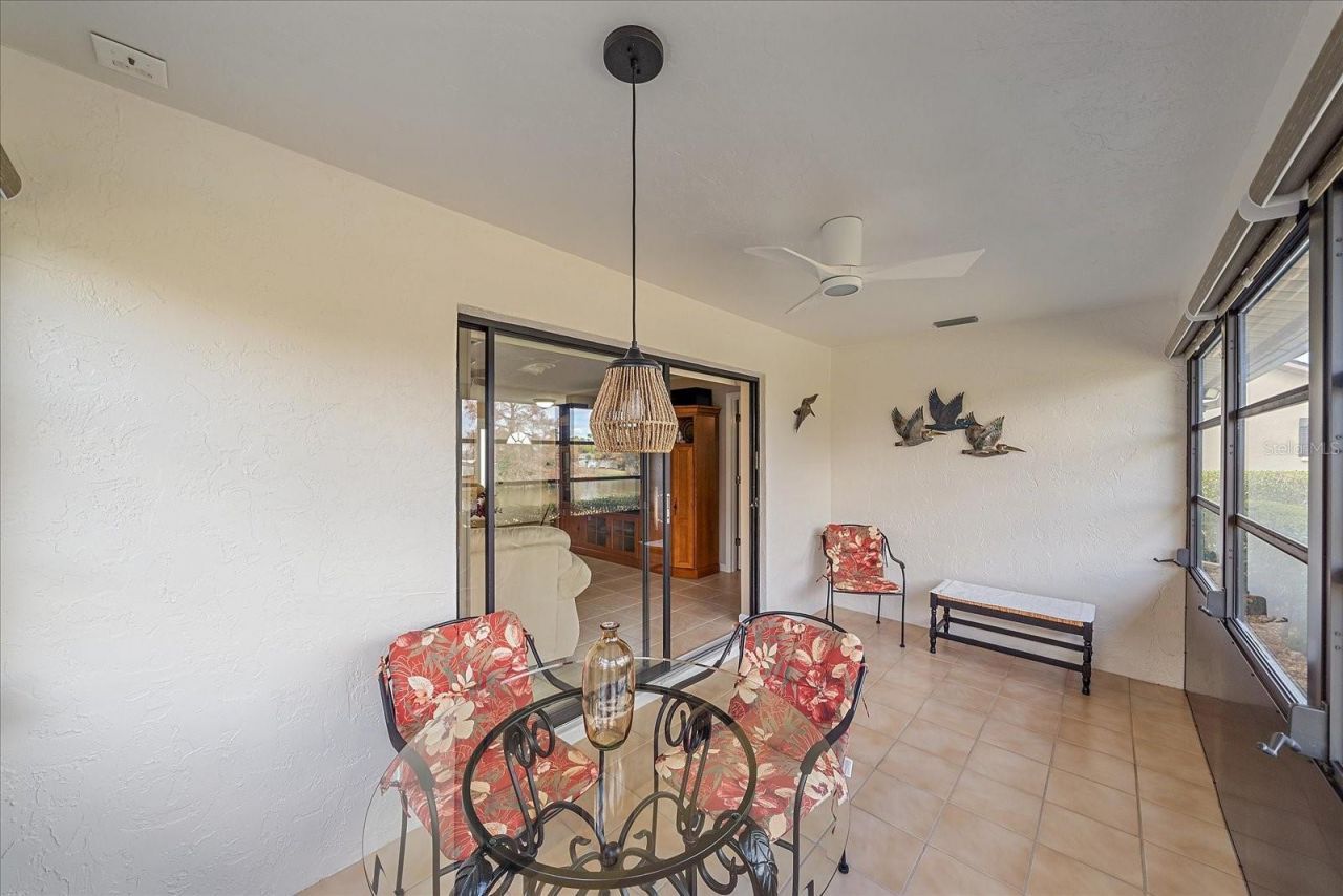 3135 Glen Elyn Boulevard, Unit 13, Sarasota, FL 34237 Photo