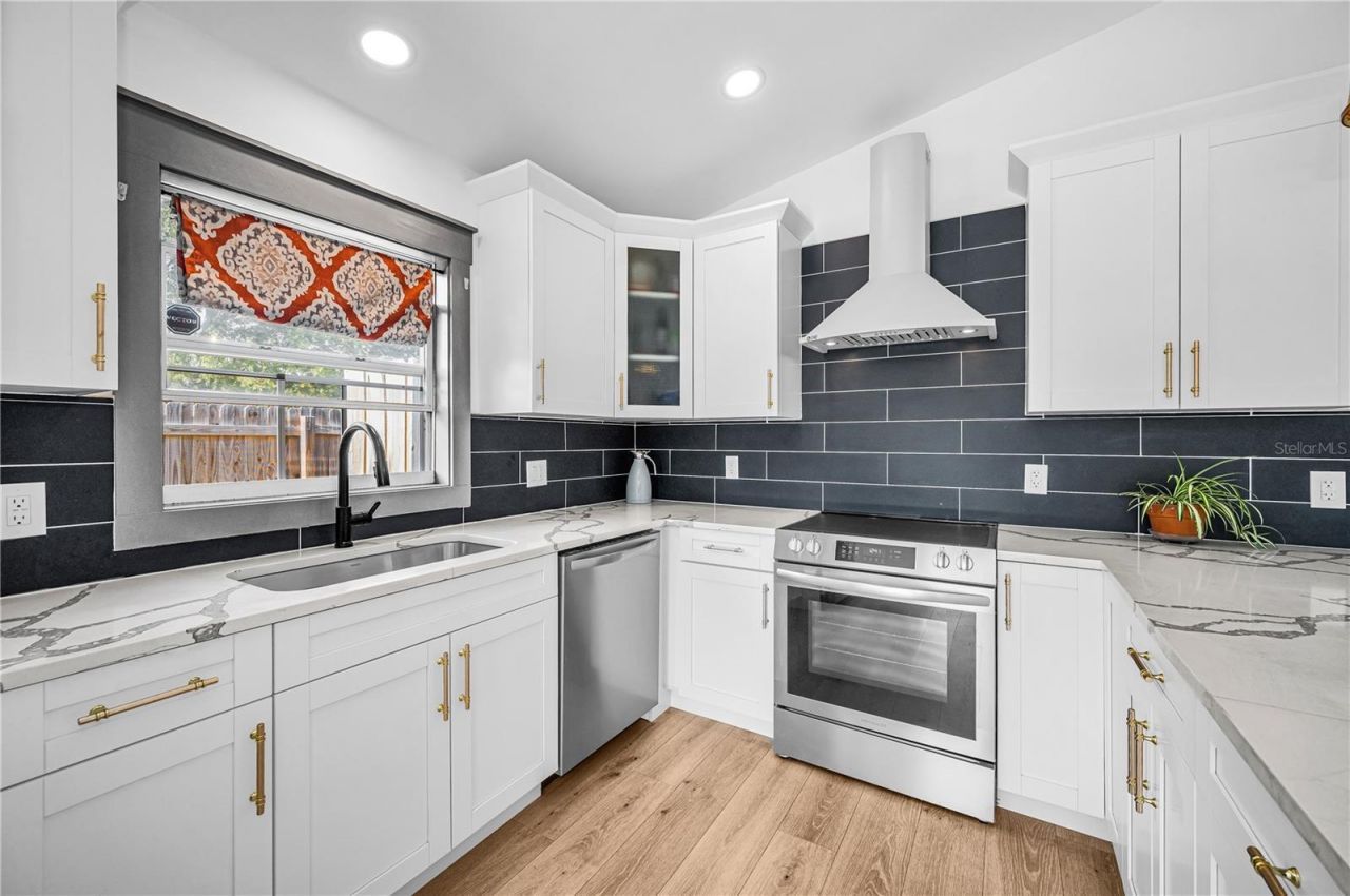 4575 20th Avenue S, Saint Petersburg, FL 33711 Photo