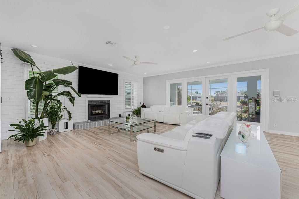 139 Seville Place Sw, Port Charlotte, FL 33952 Photo