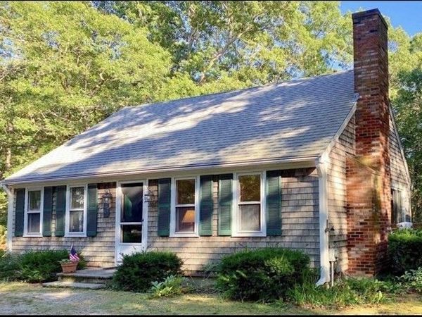 18 Jay Dee Ln, Eastham, MA 02642
