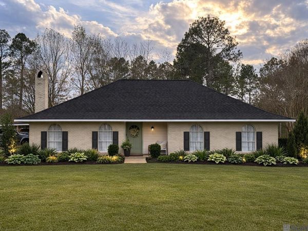 12235 Stoneway Pl, Central, LA 70818