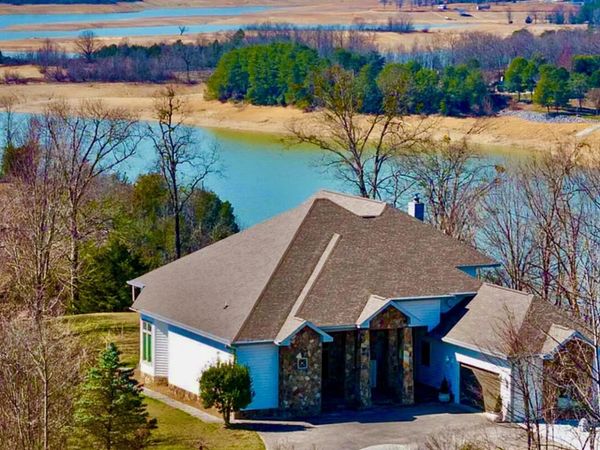 3467 Caywood Rd, Dandridge, TN 37725