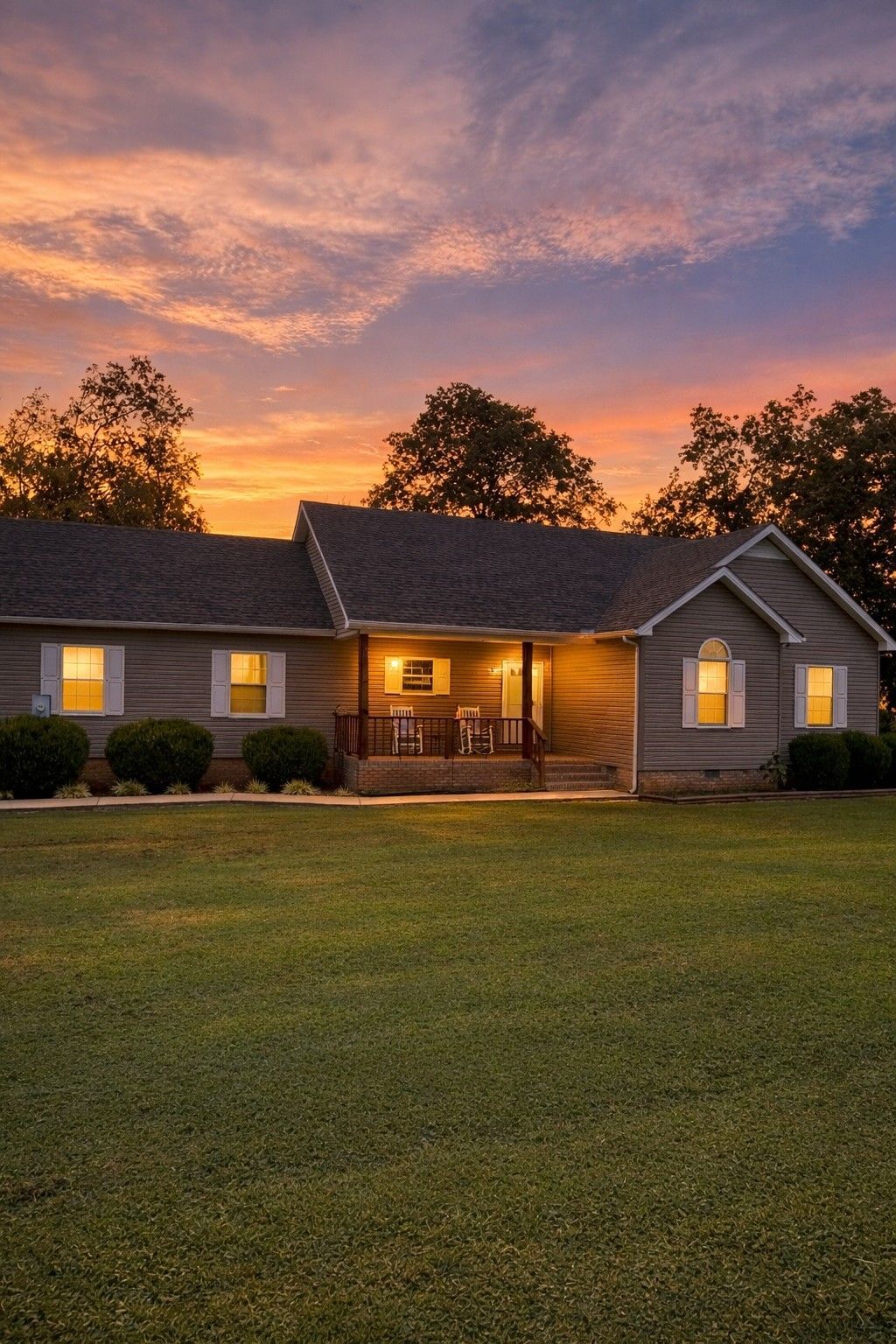 999 Sherrill Rd, Decherd, TN 37324 Main Photo