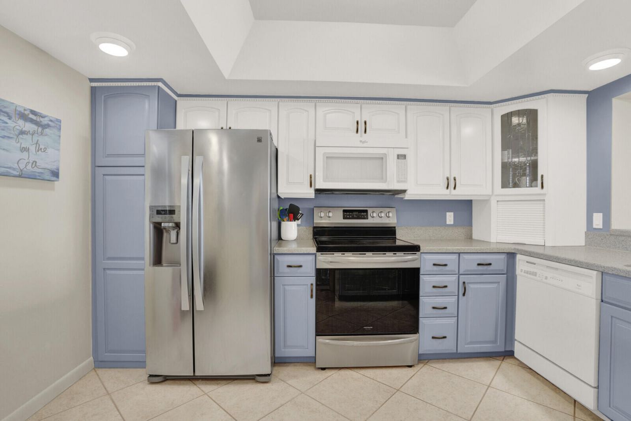 7020 Half Moon Circle, Unit 502, Hypoluxo, FL 33462 Photo