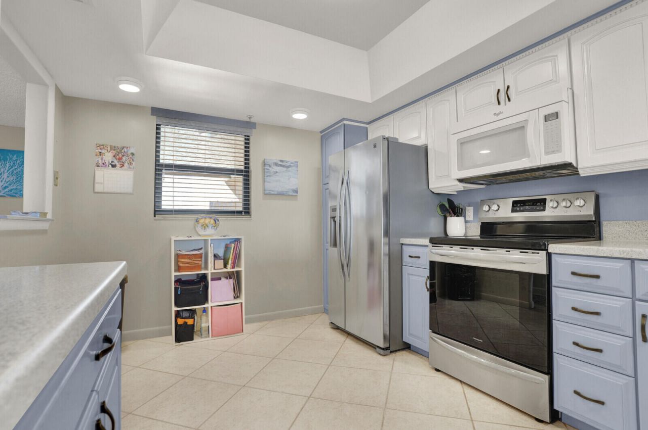 7020 Half Moon Circle, Unit 502, Hypoluxo, FL 33462 Photo