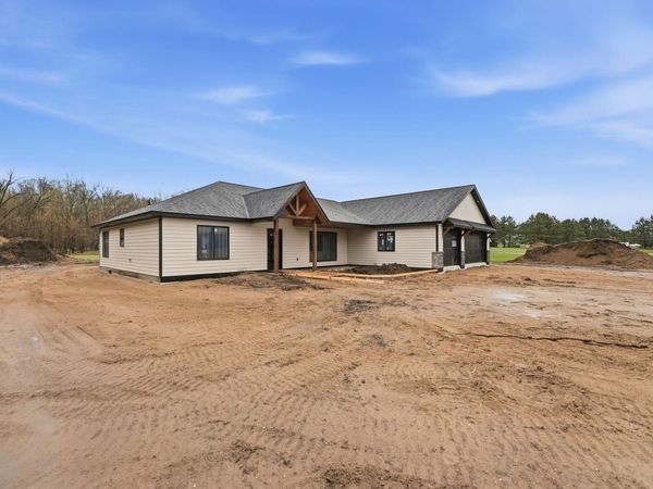 7215 Emerald Drive NE, Alexandria, MN 56308