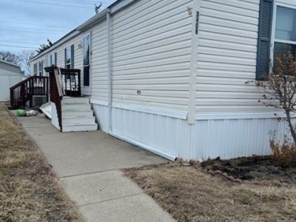 3408 JEN Avenue, Park City, IL 60085