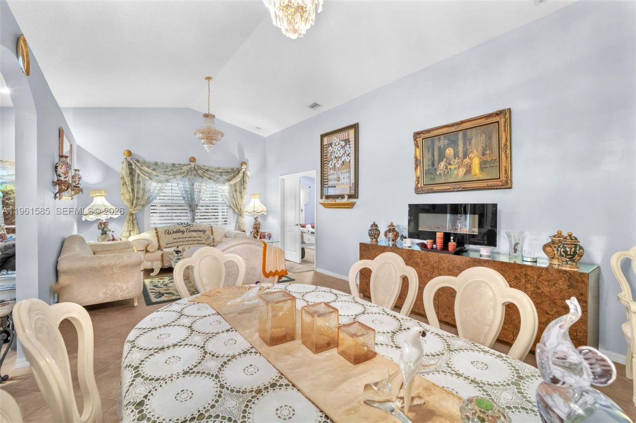 8046 Duomo Cir, Boynton Beach, FL 33472 Photo