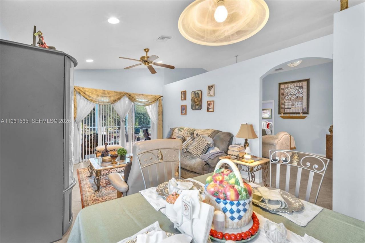 8046 Duomo Cir, Boynton Beach, FL 33472 Photo