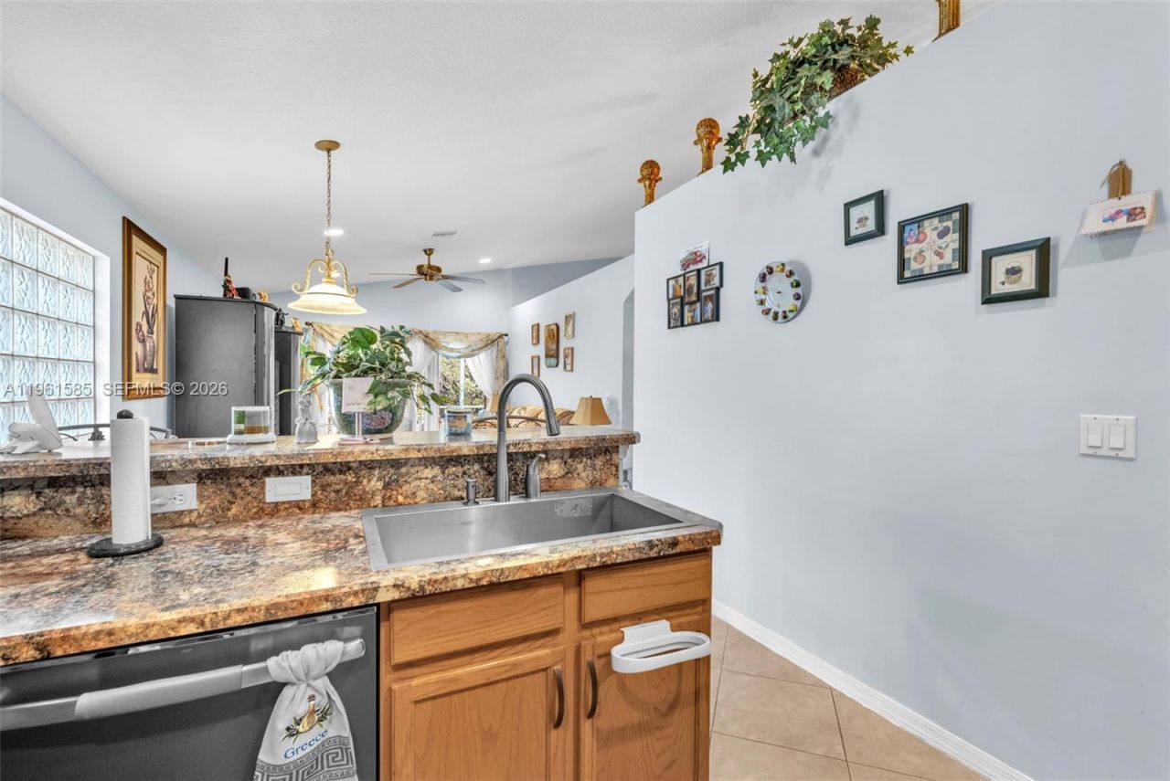 8046 Duomo Cir, Boynton Beach, FL 33472 Photo