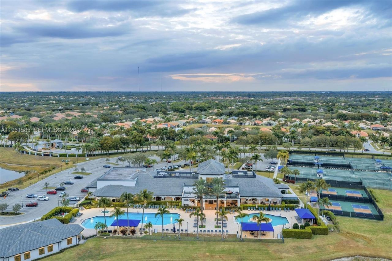 8046 Duomo Cir, Boynton Beach, FL 33472 Photo