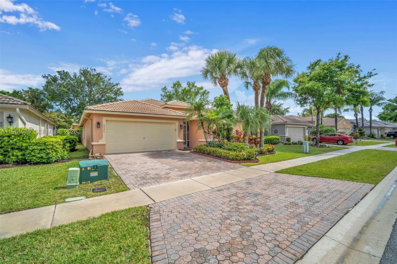 8046 Duomo Cir, Boynton Beach, FL 33472 Photo