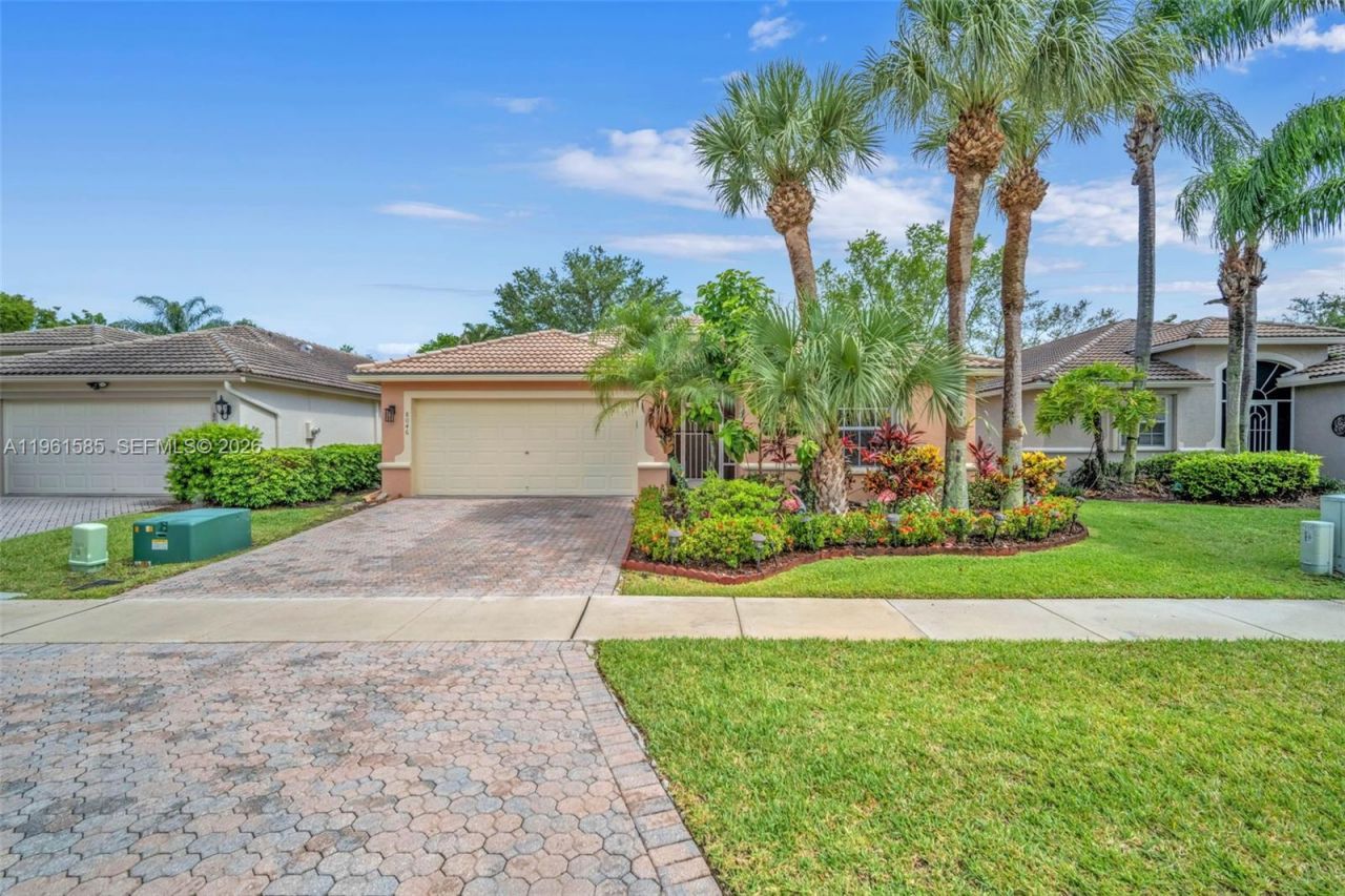 8046 Duomo Cir, Boynton Beach, FL 33472 Photo