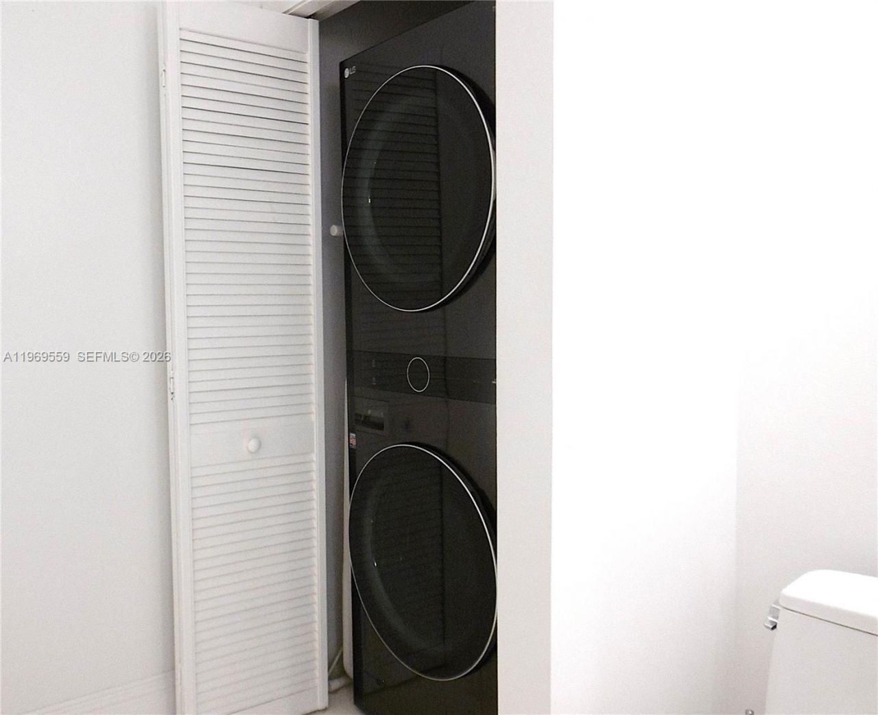 2001 Meridian Ave, Unit 525+DEN, Miami Beach, FL 33139 Photo