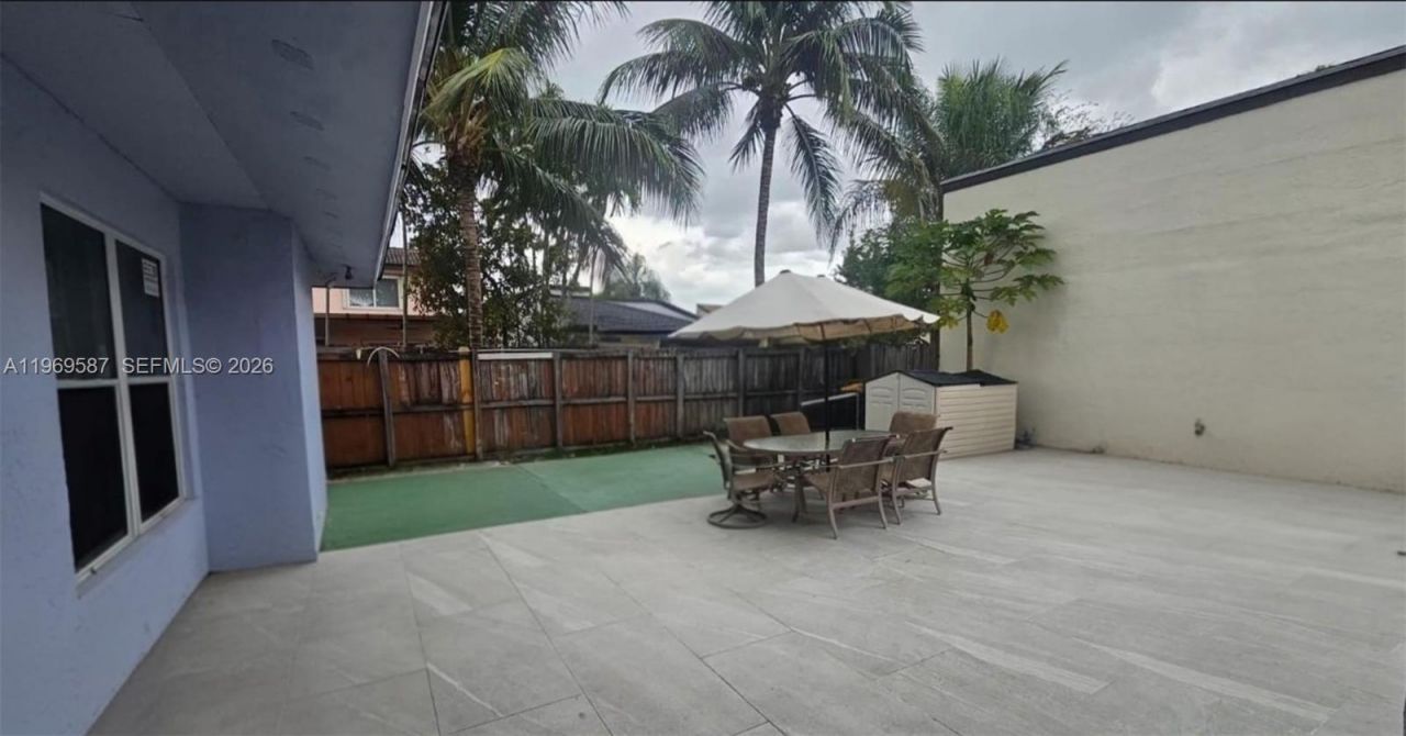11417 SW 35 Ln, Miami, FL 33165 Photo
