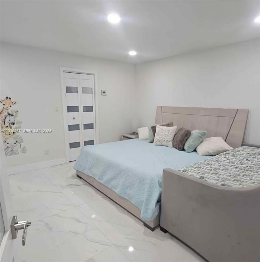 11417 SW 35 Ln, Miami, FL 33165 Photo