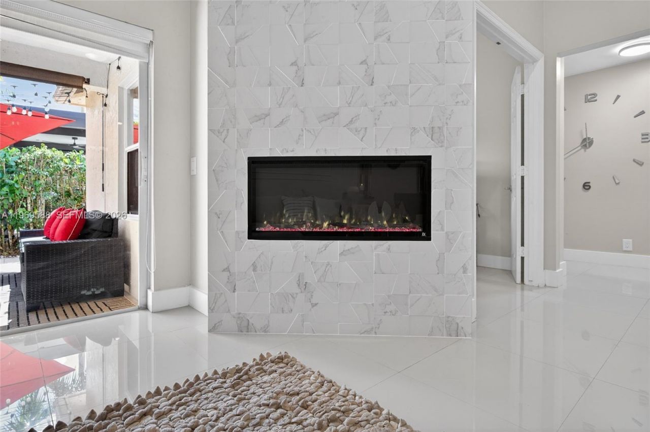 1956 Pisces Ter , Weston, FL 33327 Photo