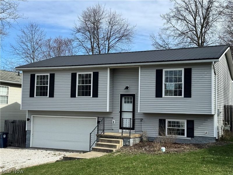 1725 Olalla Avenue, Akron, OH 44305 Photo 1