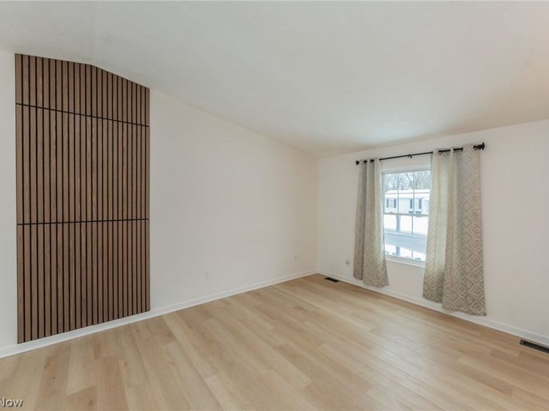 1725 Olalla Avenue, Akron, OH 44305 Photo 4