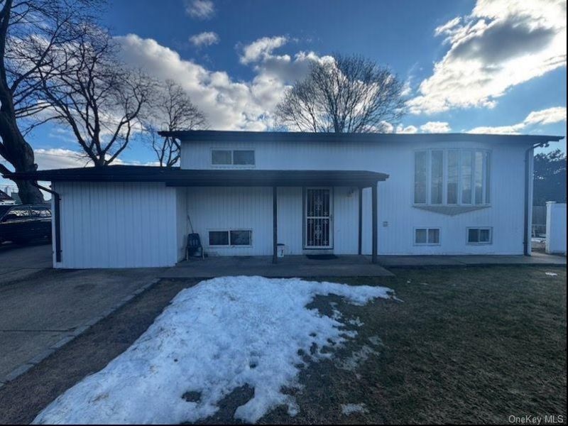 46 Anna Road, Bay Shore, NY 11706 Main Photo