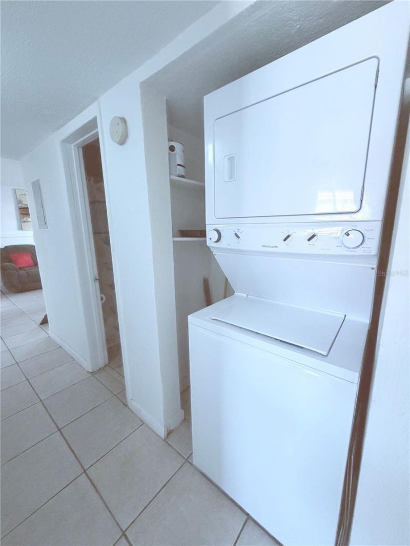 738 Ridenhour Circle, Unit L, Orlando, FL 32809 Photo
