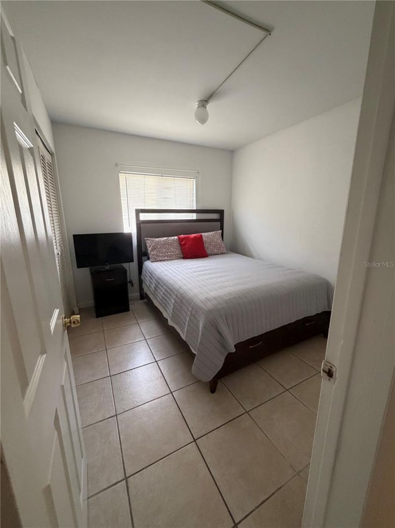 738 Ridenhour Circle, Unit L, Orlando, FL 32809 Photo