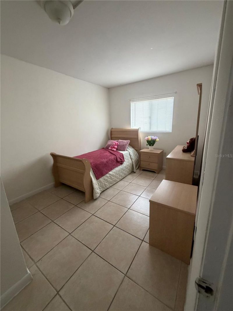 738 Ridenhour Circle, Unit L, Orlando, FL 32809 Photo