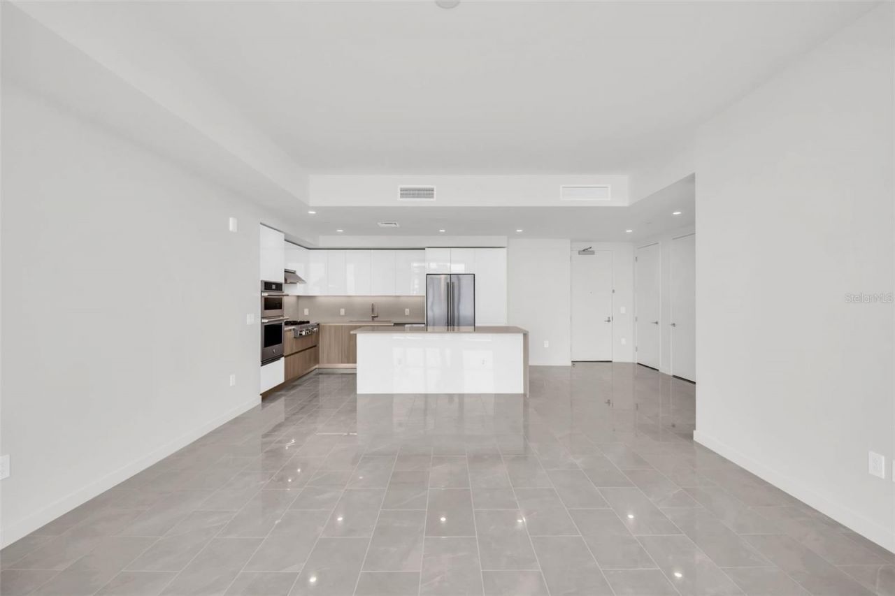 400 Central Avenue, Unit 2605, Saint Petersburg, FL 33701 Photo