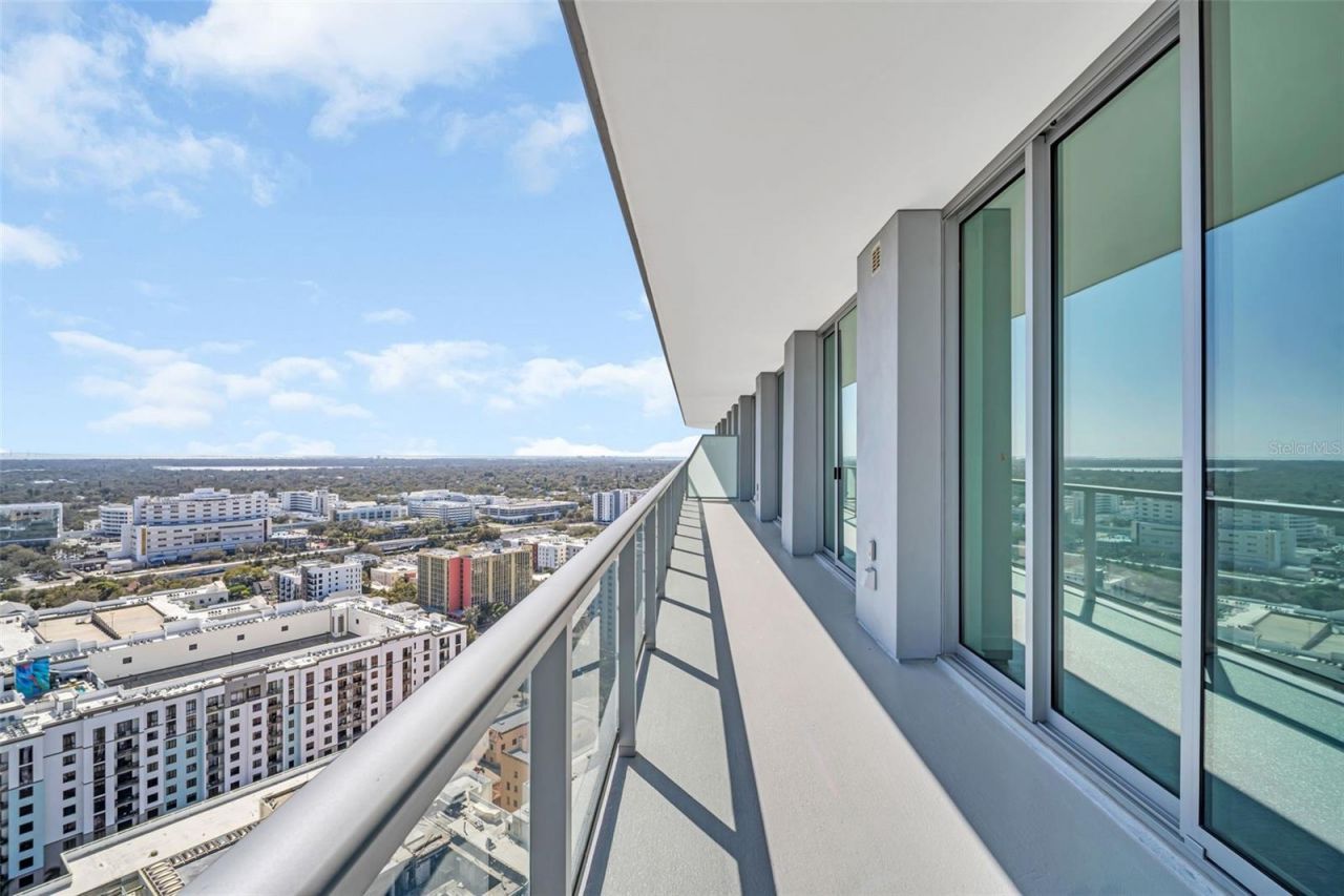 400 Central Avenue, Unit 2605, Saint Petersburg, FL 33701 Photo