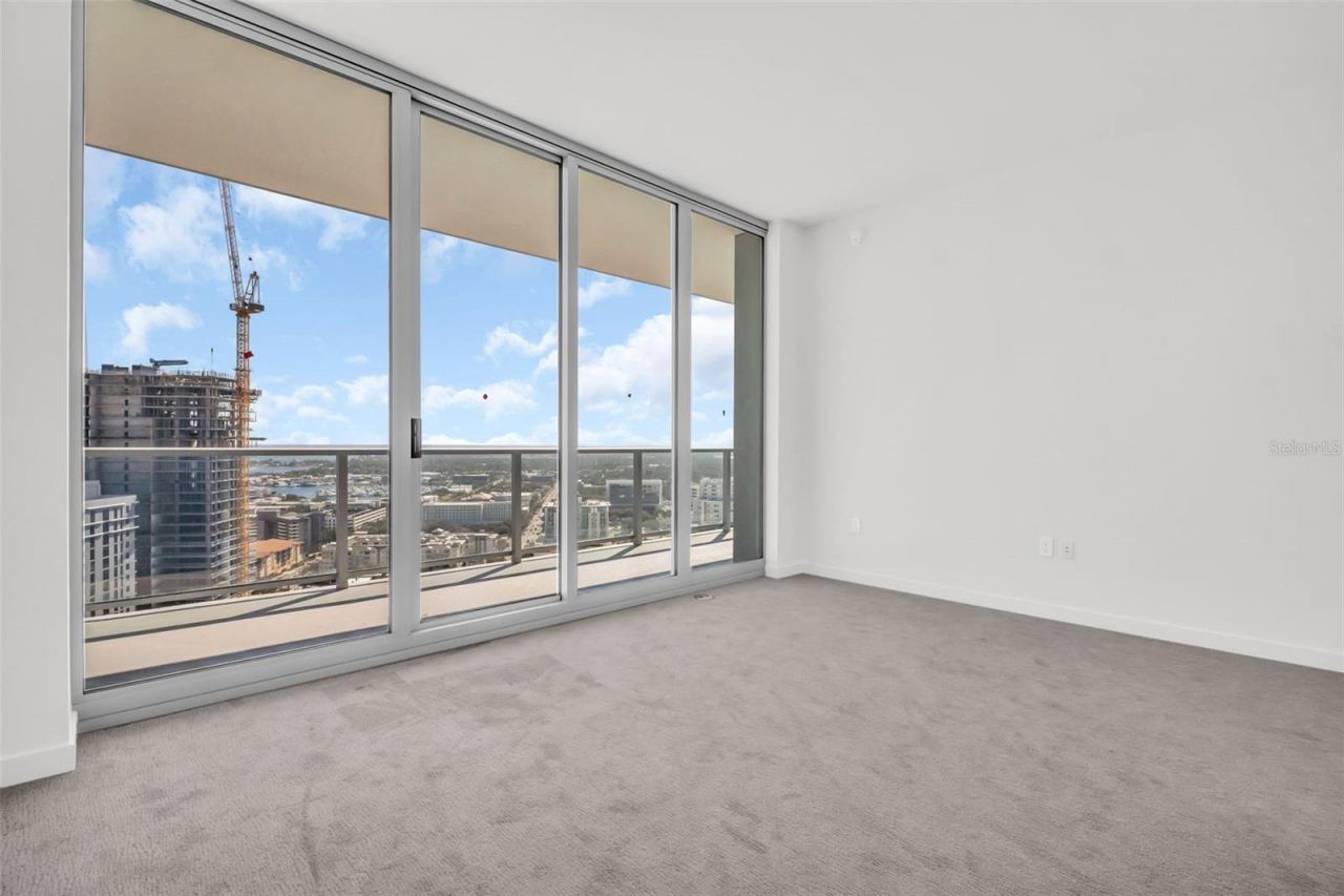 400 Central Avenue, Unit 2605, Saint Petersburg, FL 33701 Photo