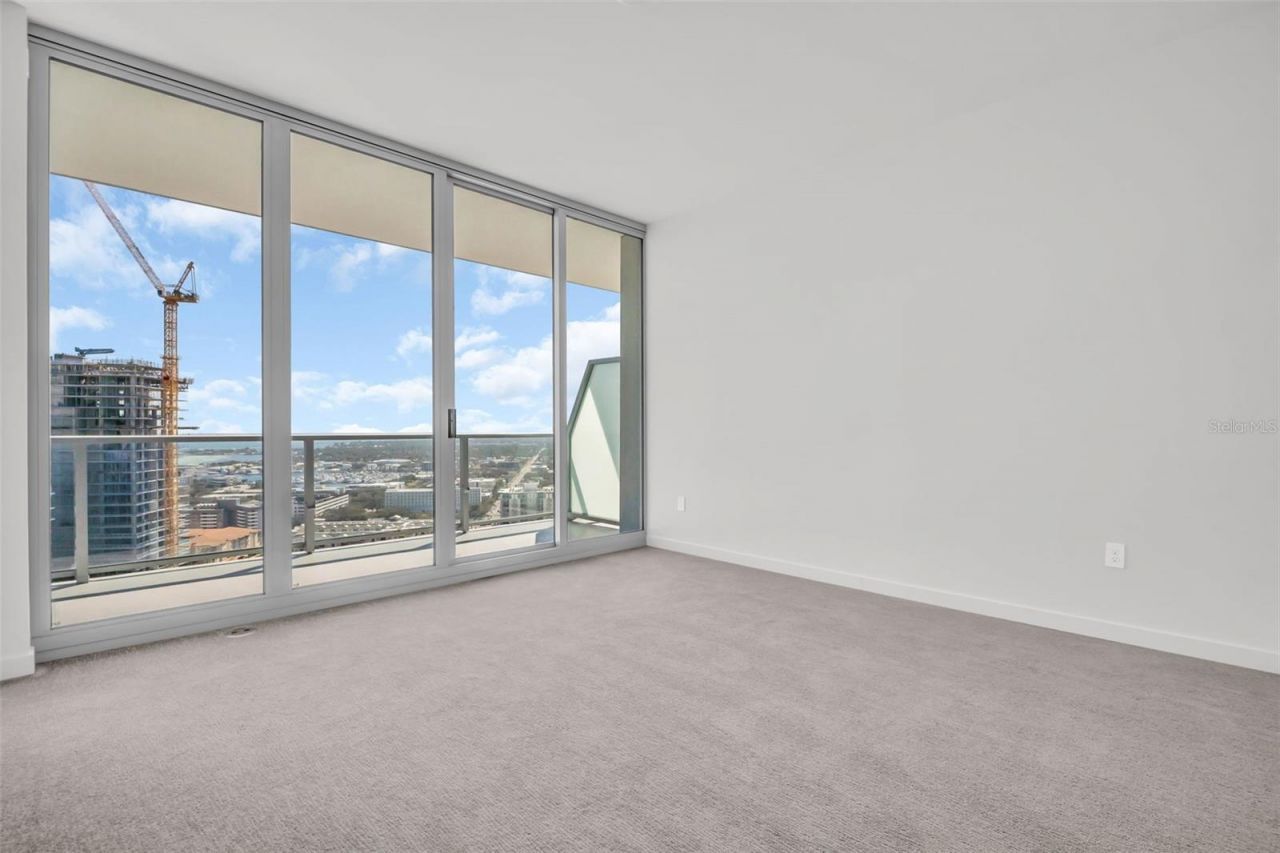 400 Central Avenue, Unit 2605, Saint Petersburg, FL 33701 Photo