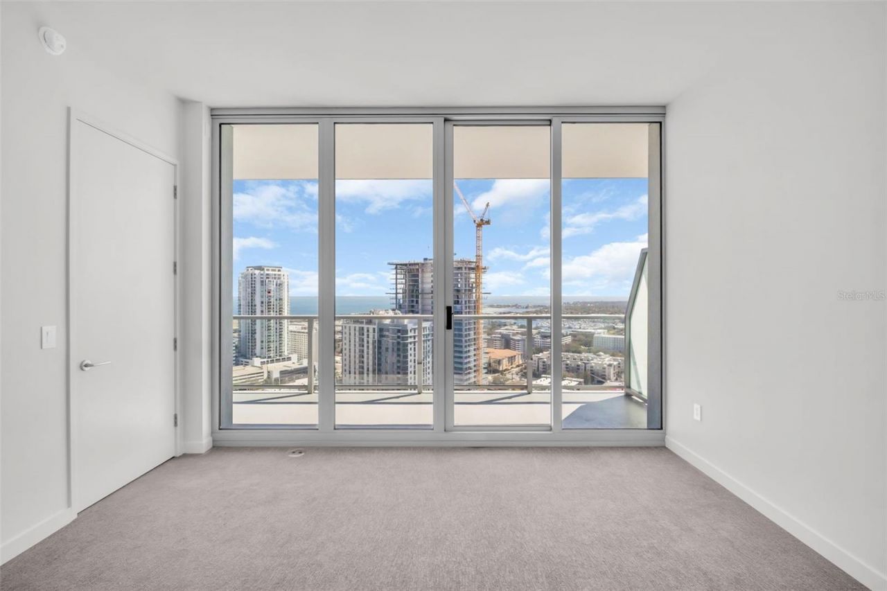 400 Central Avenue, Unit 2605, Saint Petersburg, FL 33701 Photo