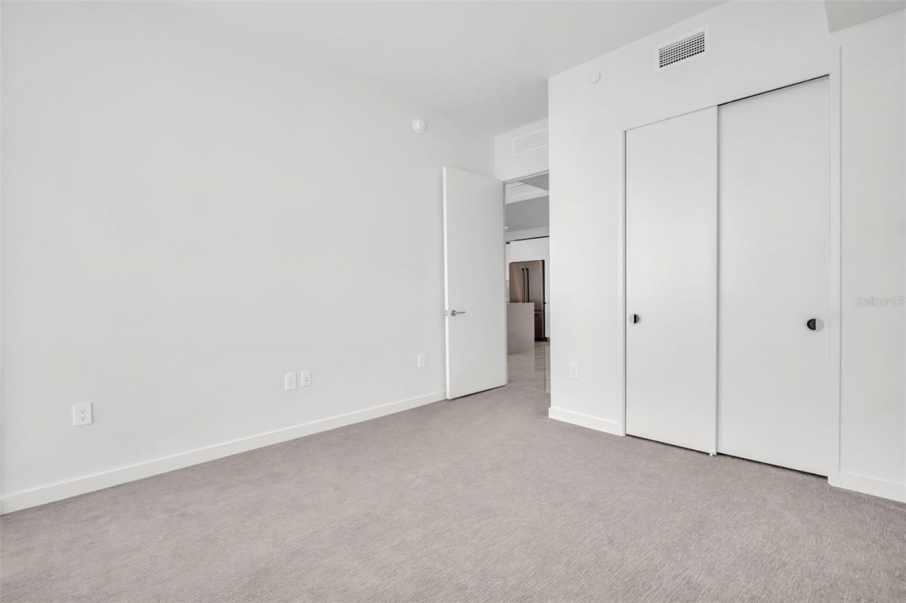 400 Central Avenue, Unit 2605, Saint Petersburg, FL 33701 Photo