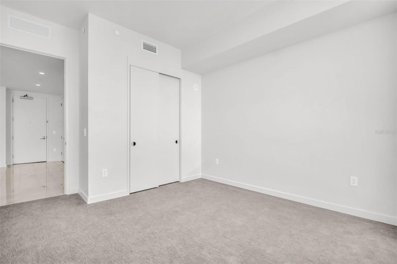 400 Central Avenue, Unit 2605, Saint Petersburg, FL 33701 Photo