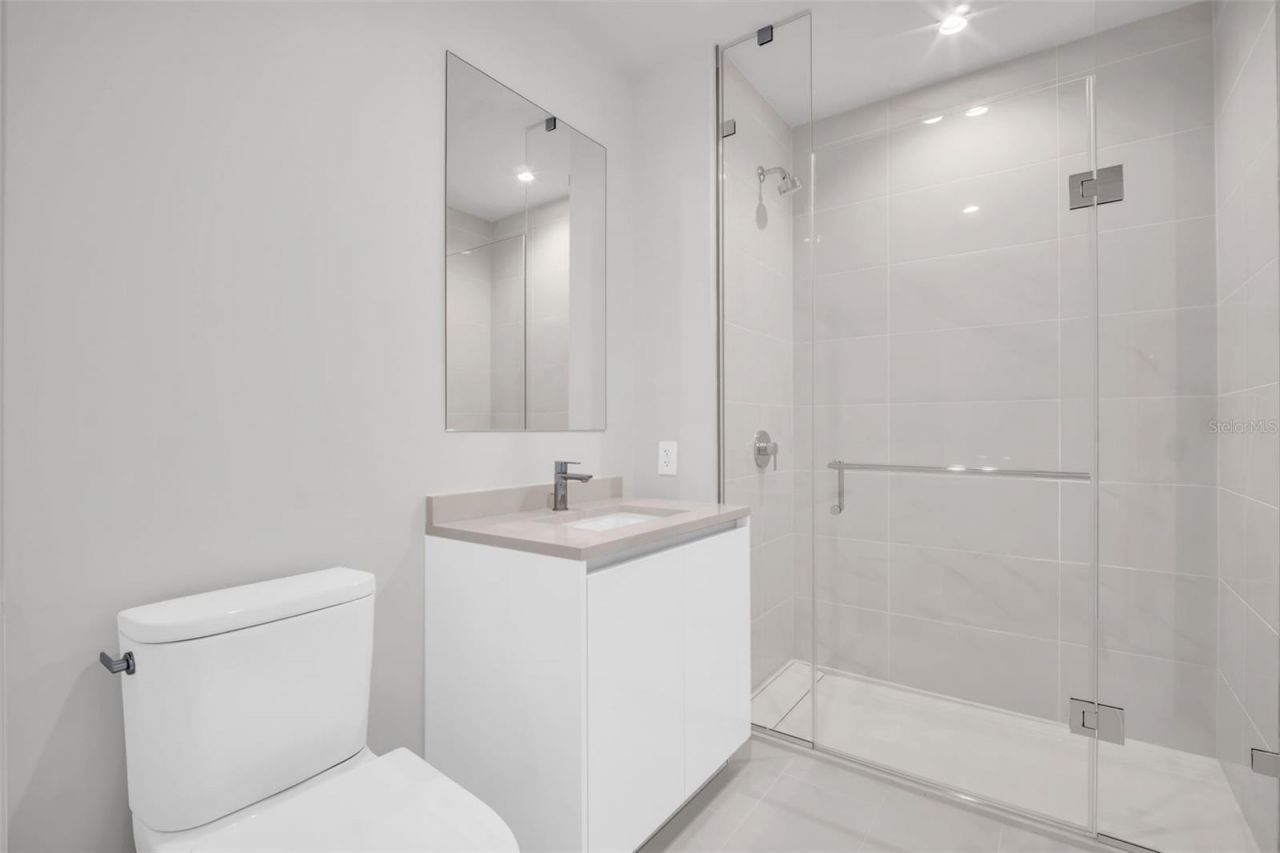 400 Central Avenue, Unit 2605, Saint Petersburg, FL 33701 Photo