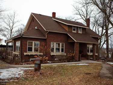 110 Greeley Road, Braham, MN 55006