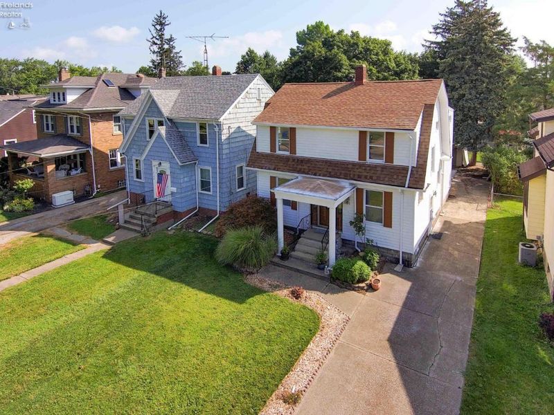 2130 Columbus, Sandusky, OH 44870 Photo 68