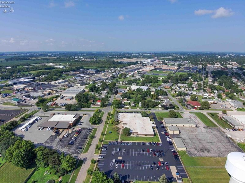 2130 Columbus, Sandusky, OH 44870 Photo 72