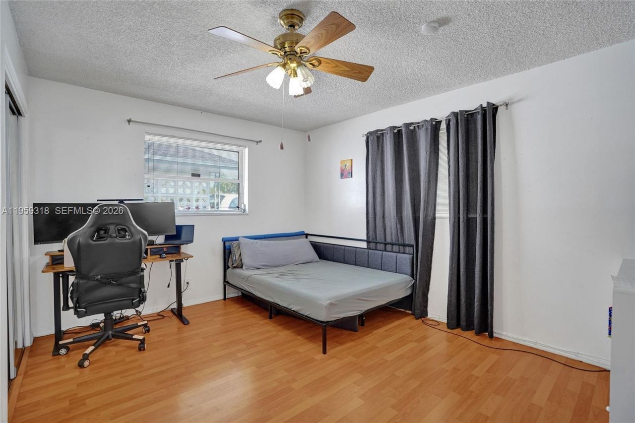 4927 NW 55th Ct, Tamarac, FL 33319 Photo