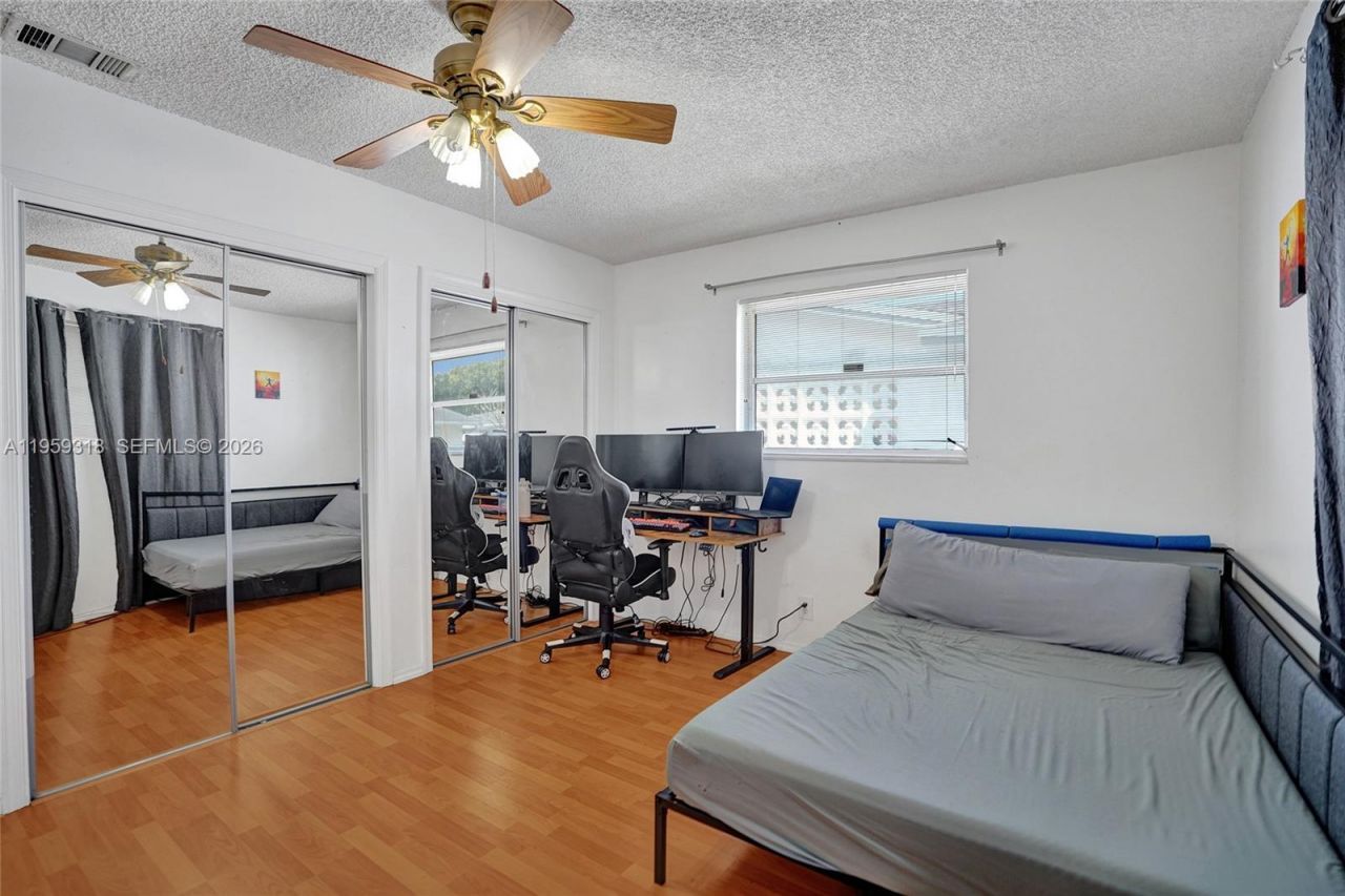 4927 NW 55th Ct, Tamarac, FL 33319 Photo